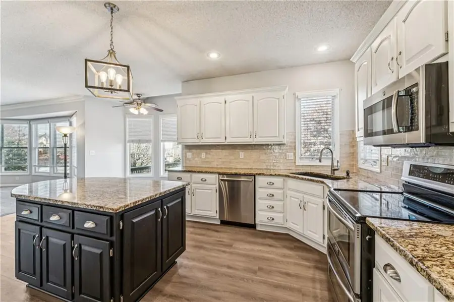 21600 W 98th Terrace, Lenexa, KS 66220 - Image #3