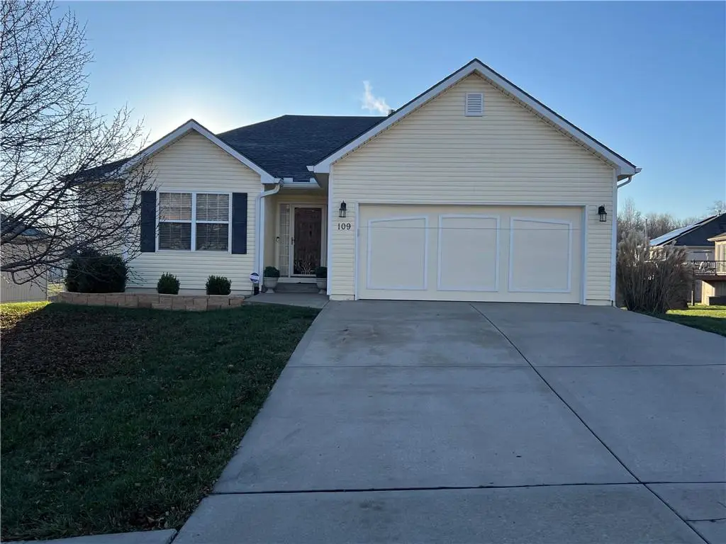 109 Nw 90th Place, Kansas City, MO 64155 - Image #1