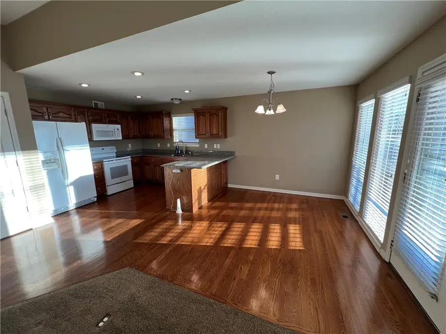 109 Nw 90th Place, Kansas City, MO 64155 - Image #3