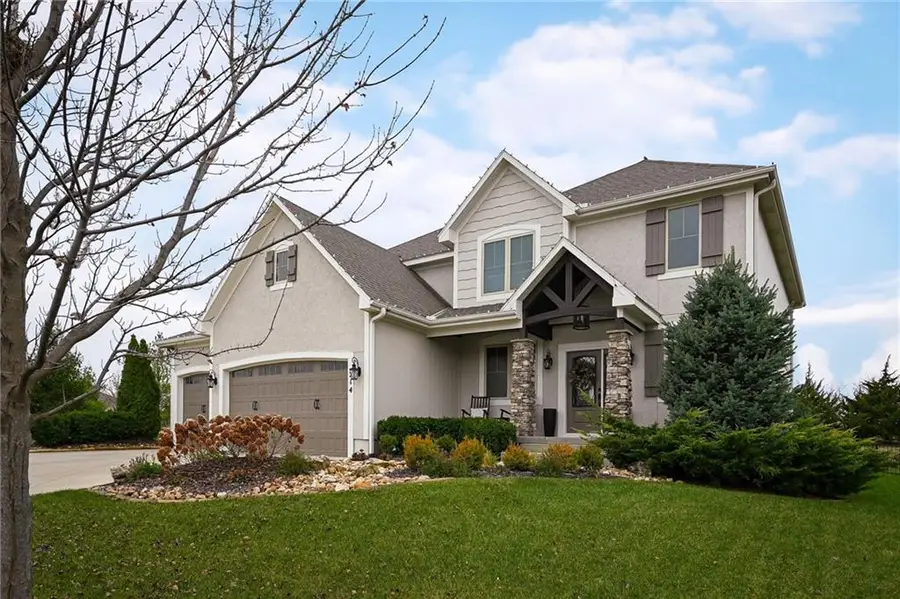 214 SW Roosevelt Ridge Drive, Lees Summit, MO 64081 - Image #3