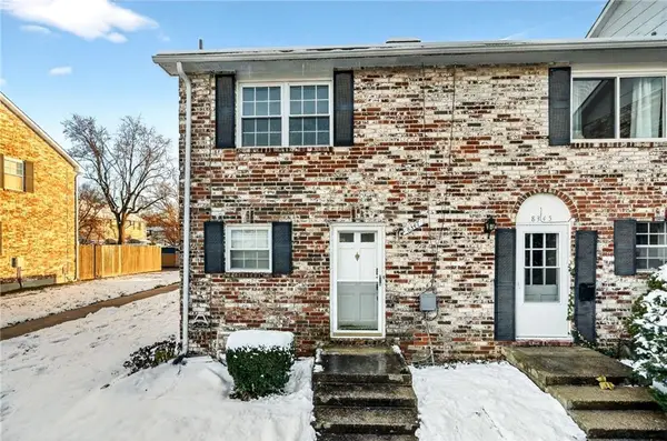 8347 Mackey Street, Overland Park, KS 66212