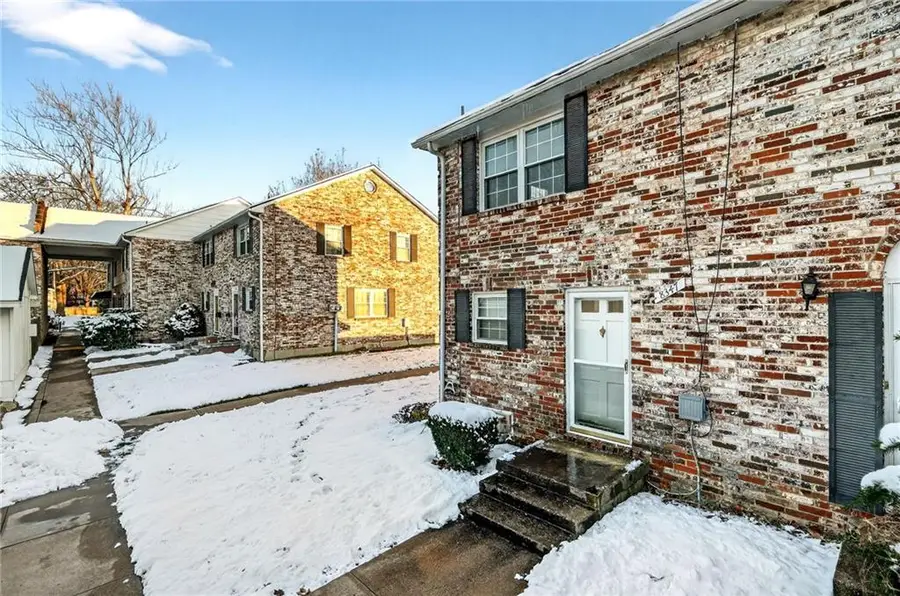 8347 Mackey Street, Overland Park, KS 66212 - Image #3