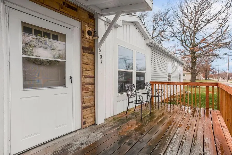 904 E Wilson Street, Ottawa, KS 66067 - Image #2