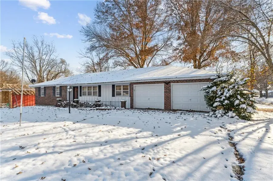 502 Crest Drive, Sweet Springs, MO 65351 - Image #2