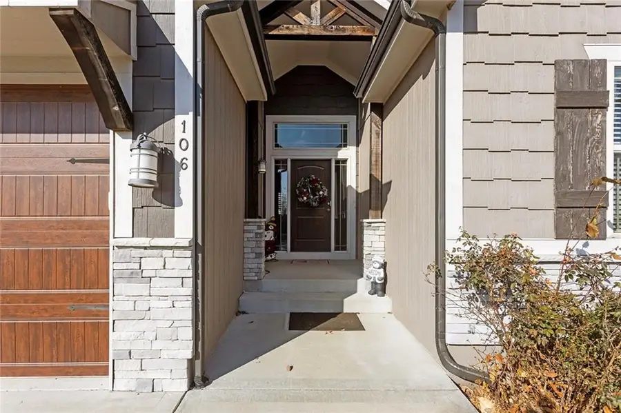 106 E Woodland Avenue, Lone Jack, MO 64070 - Image #3