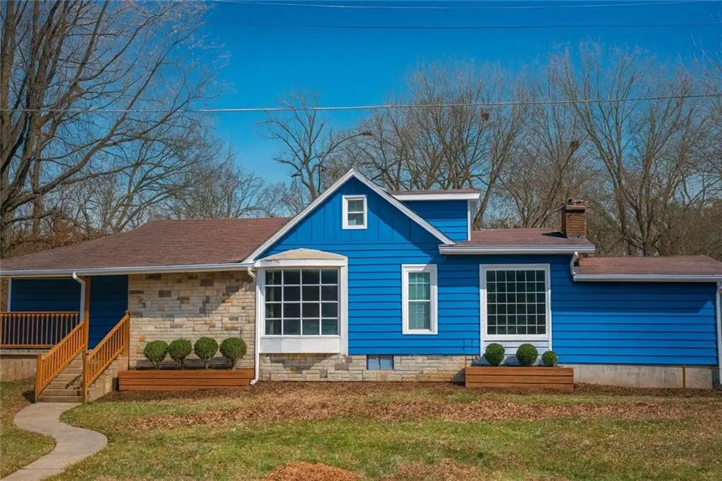 320 N Fairview Avenue, Liberty, MO 64068 - Image #1