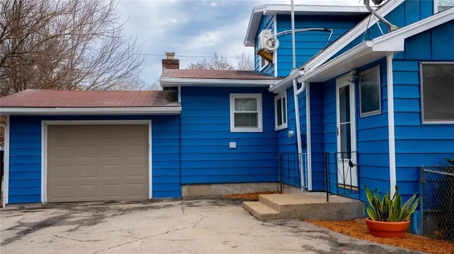 320 N Fairview Avenue, Liberty, MO 64068 - Image #3