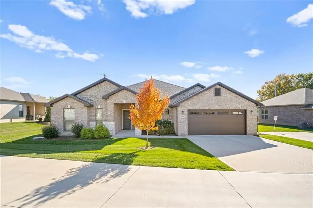 23939 W 82nd Court, Lenexa, KS 66227 - Image #1