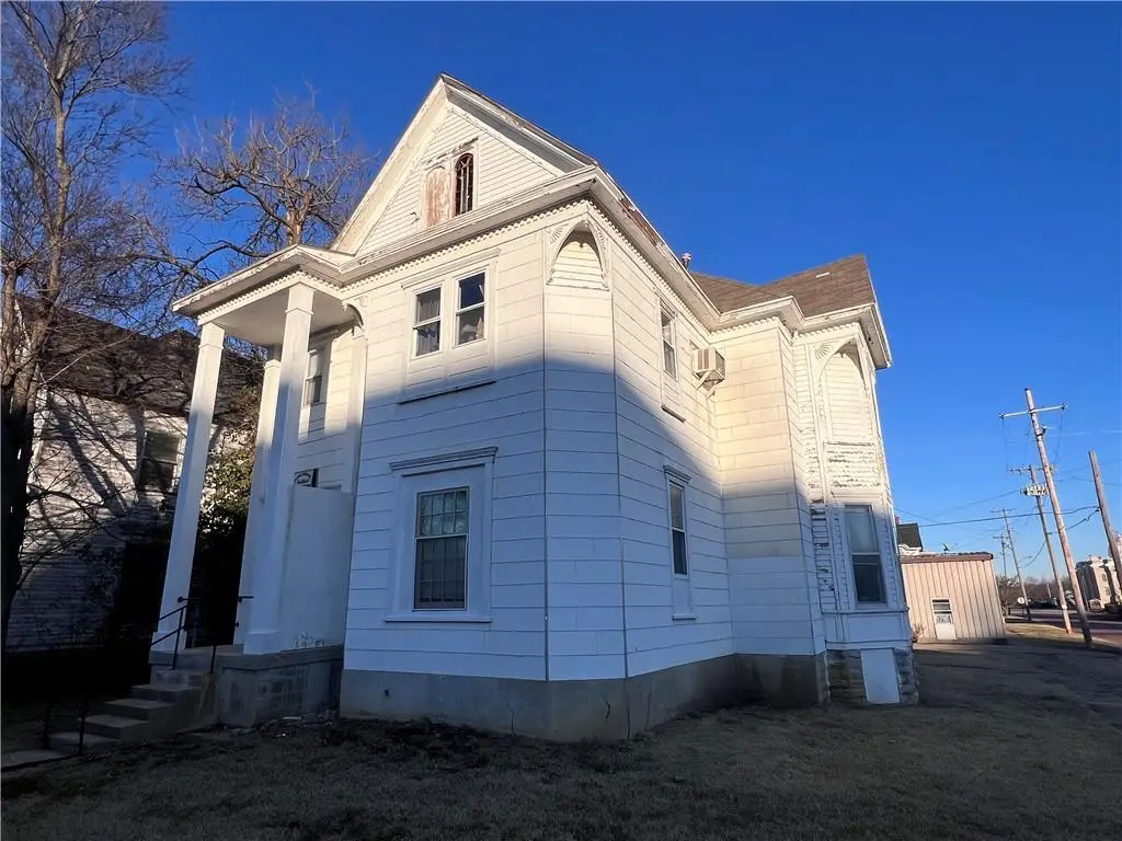 223 S Crawford Street, Fort Scott, KS 66701 - Image #1