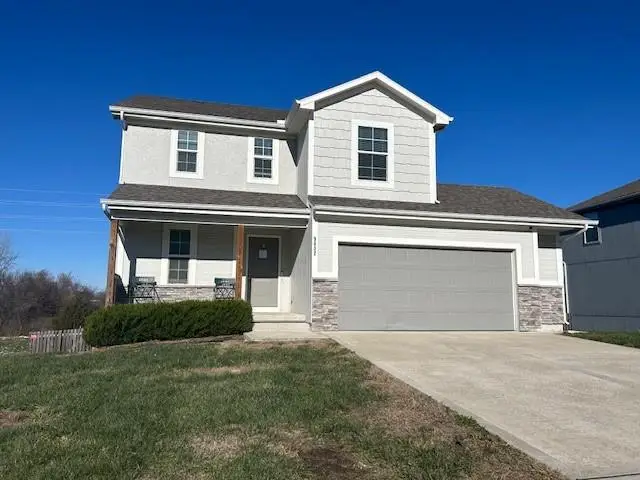 9802 E 219th Circle, Peculiar, MO 64078 - Image #1
