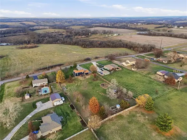 15251 Dempsey Road, Leavenworth, KS 66048