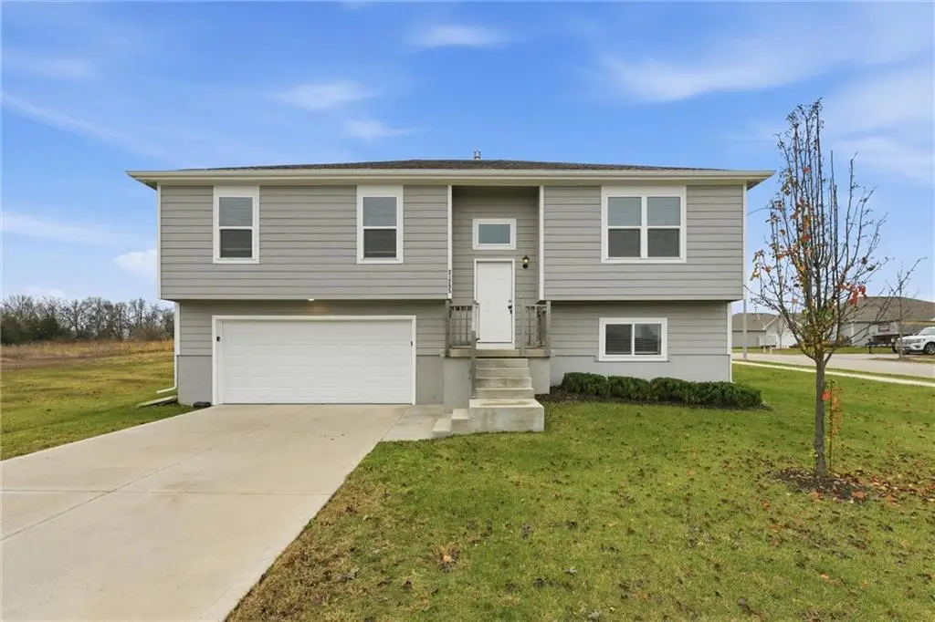 21295 W 218th Terrace, Spring Hill, KS 66083 - Image #1