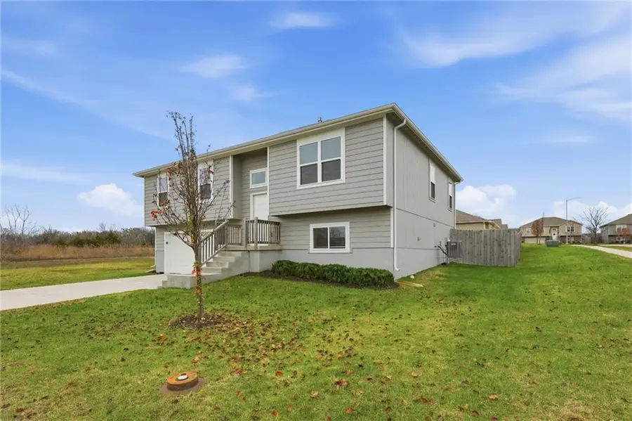 21295 W 218th Terrace, Spring Hill, KS 66083 - Image #3