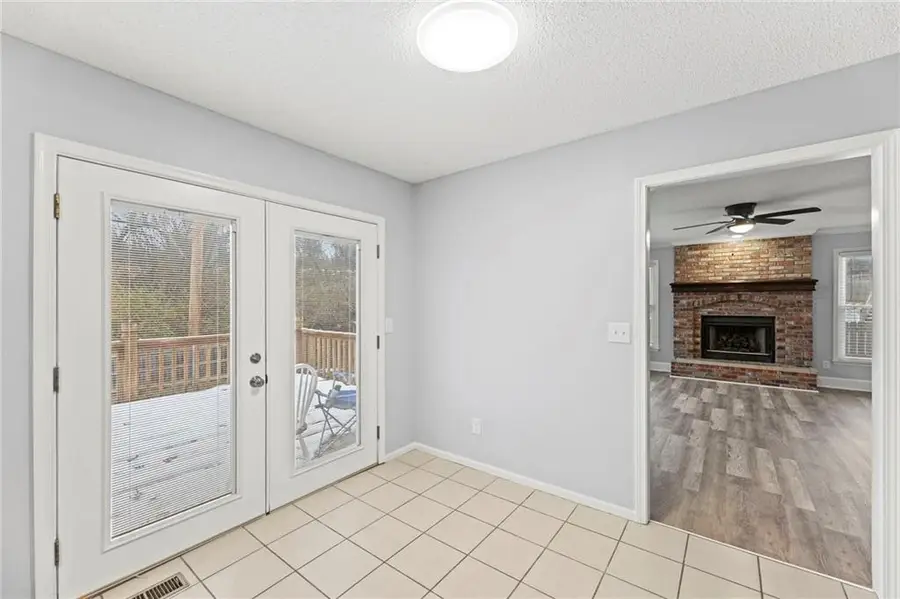 3715 SW Kimstin Circle, Blue Springs, MO 64015 - Image #3