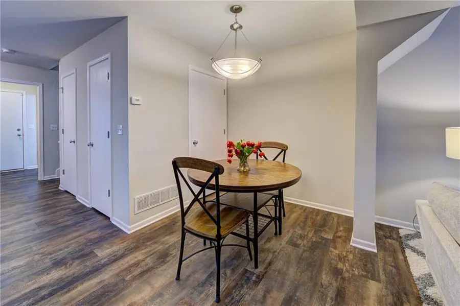 2104 SW Gooseberry Lane, Lees Summit, MO 64082 - Image #3