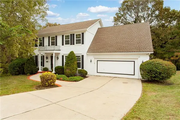 2404 SW Clear Creek Court, Blue Springs, MO 64015