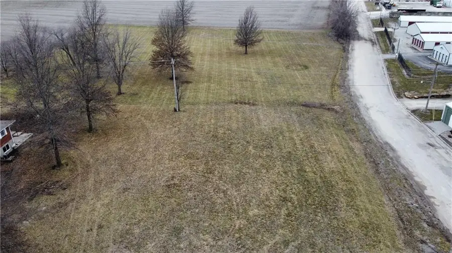 2406 Hwy 13 Boulevard, Higginsville, MO 64037 - Image #2