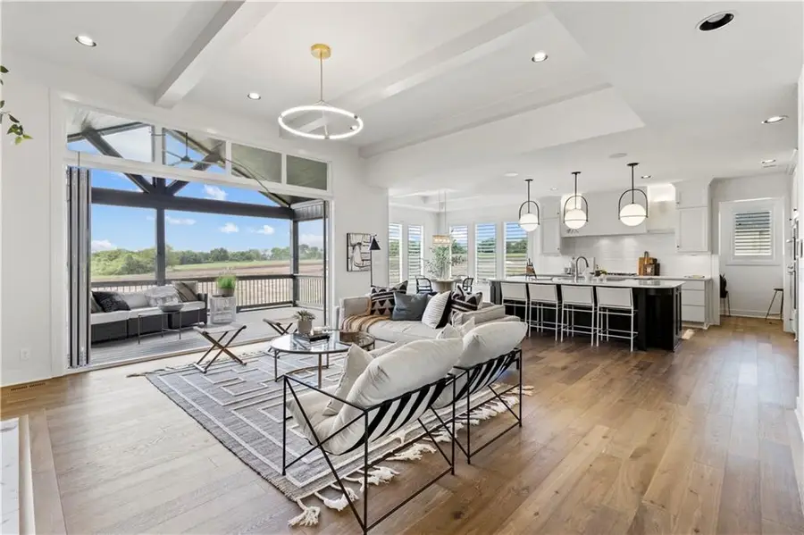 22053 W 99th Terrace, Lenexa, KS 66220 - Image #2