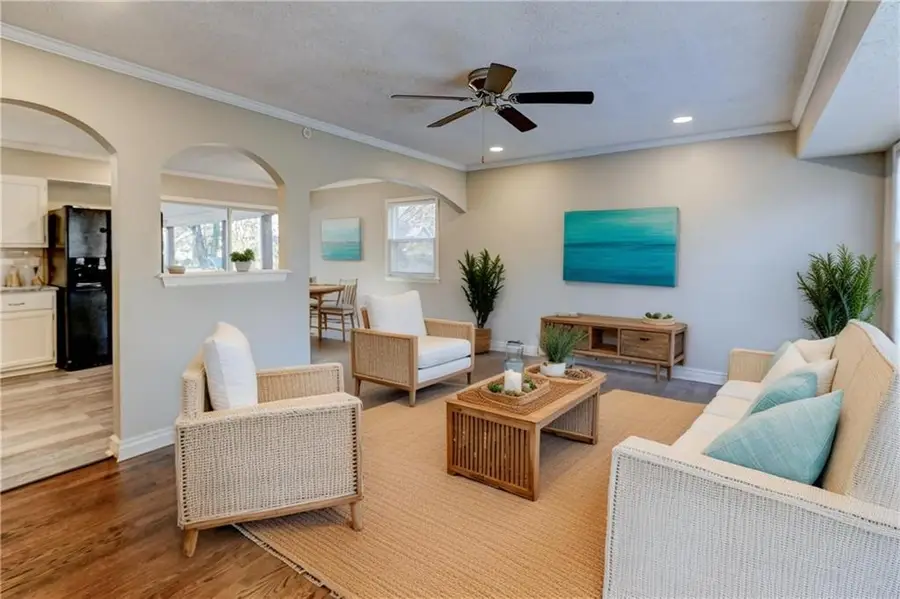 9916 Blue Ridge Boulevard, Kansas City, MO 64134 - Image #2