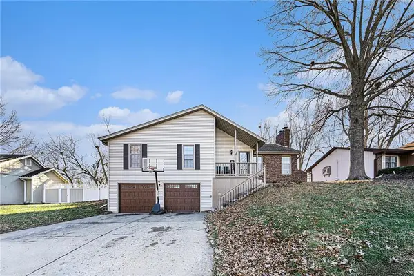 4410 Rainbow Court, St Joseph, MO 64506