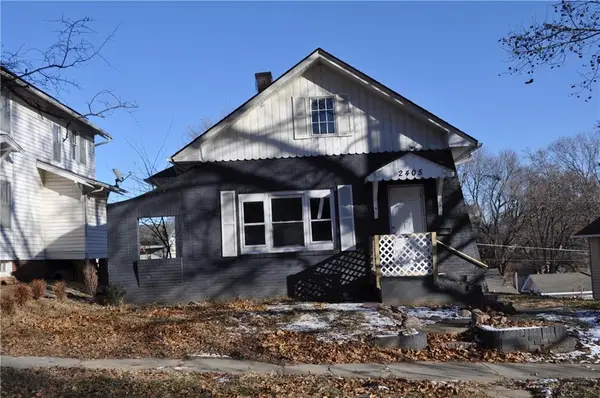 2405 S 18th Street, St Joseph, MO 64503