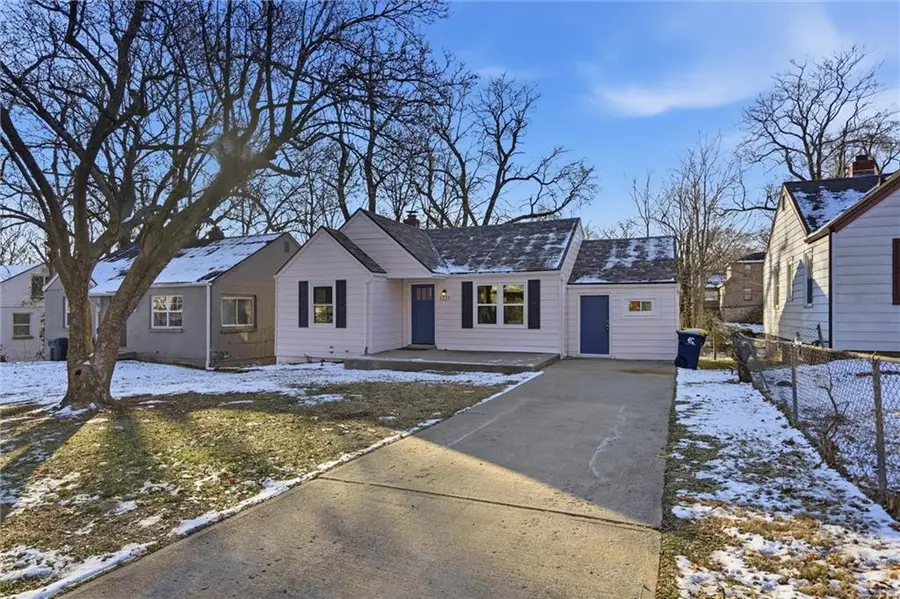 1321 E 76th Street, Kansas City, MO 64131 - Image #2