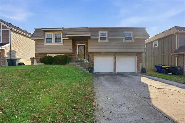 5421 Crest Drive, Kansas City, KS 66106