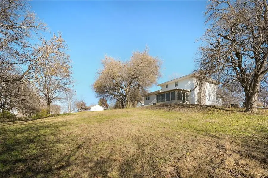 21302 SE Clover Hills Road, Cleveland, MO 64734 - Image #3