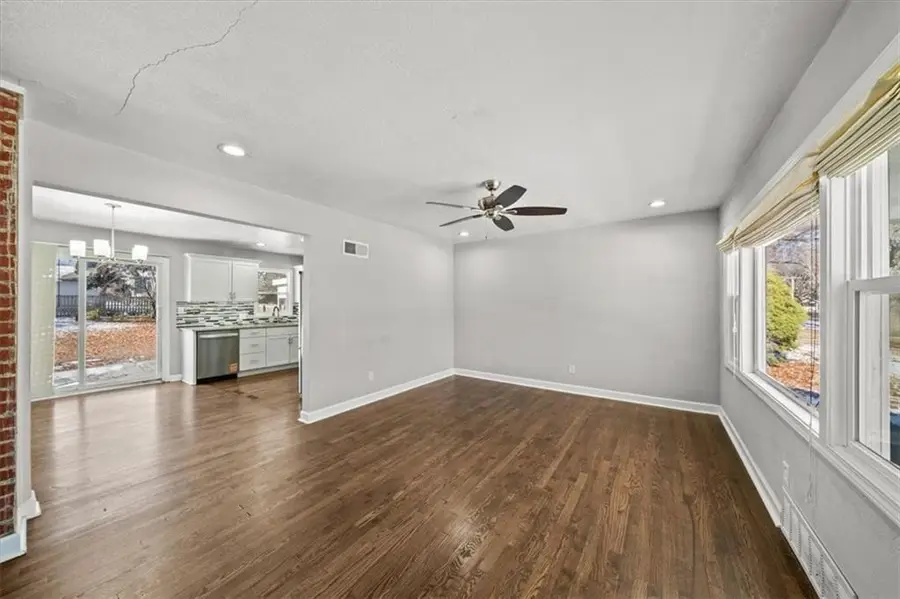 7726 Summit Street, Kansas City, MO 64114 - Image #2