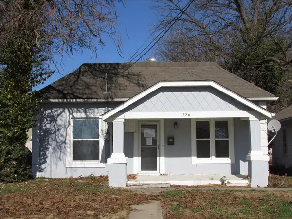 726 Pacific Avenue, Osawatomie, KS 66064