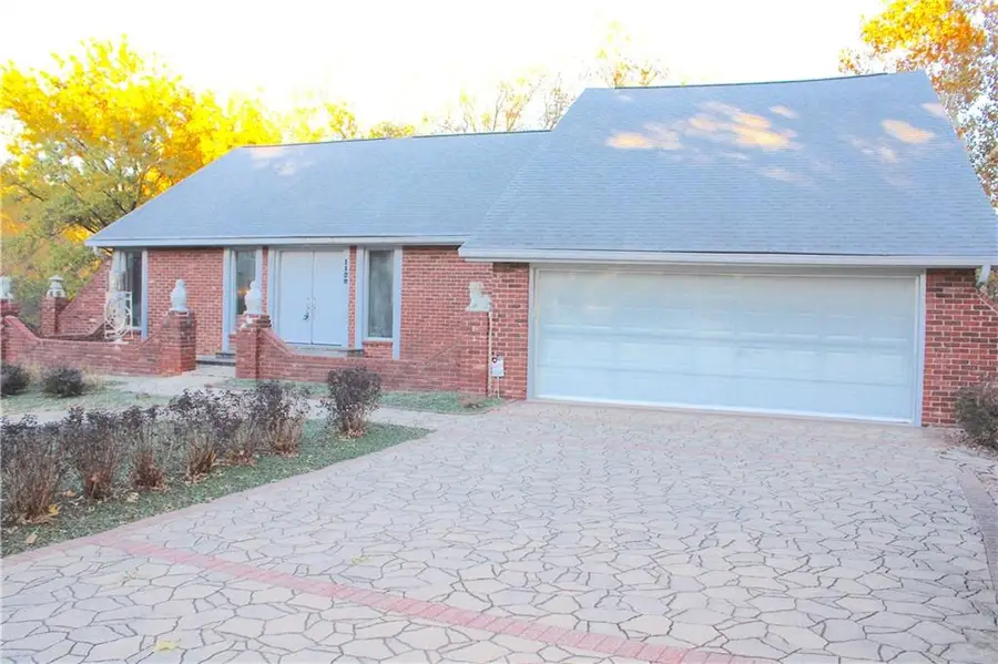 1128 NE 97th Place, Kansas City, MO 64155 - Image #2