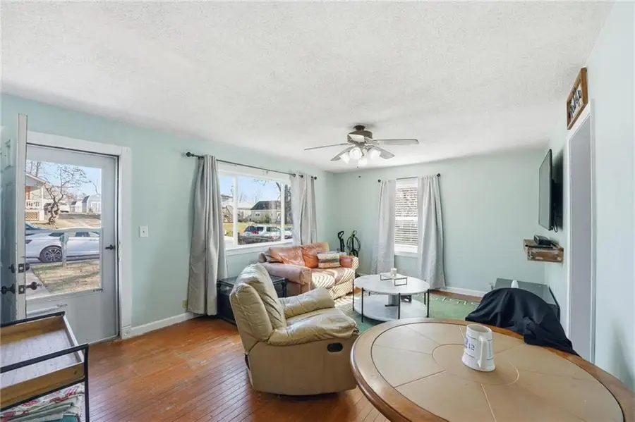 305 Cline Street, Pleasant Hill, MO 64080 - Image #2