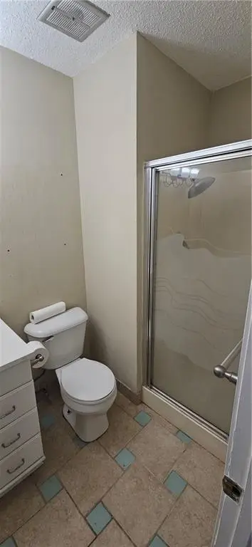 900 North Walker Ln Street, Olathe, KS 66061 - Image #3