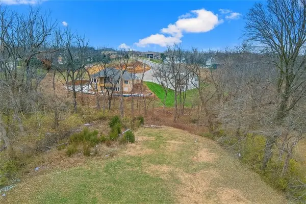 4924 NW Linden Road, Kansas City, MO 64151