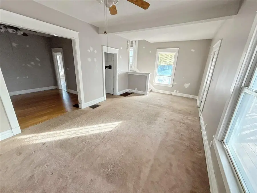 575 S Crescent Avenue, Independence, MO 64053 - Image #3