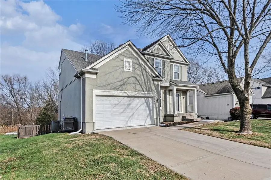 15607 S Blackfoot Street, Olathe, KS 66062 - Image #3