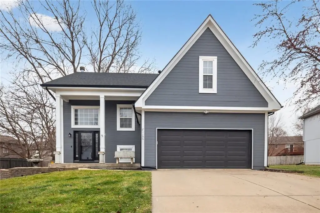 21155 W 125 Terrace, Olathe, KS 66061 - Image #1