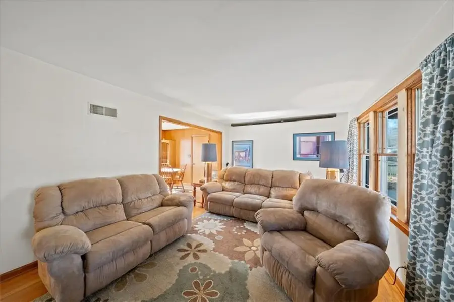 10005 E 69th Terrace, Raytown, MO 64133 - Image #3