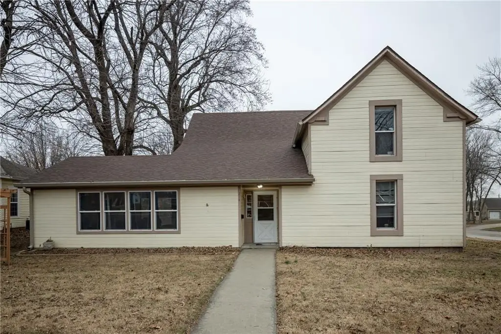 214 E 13th Street, Higginsville, MO 64037 - Image #1