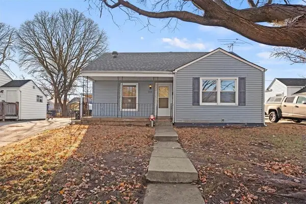 1221 E 25th Avenue, Kansas City, MO 64116