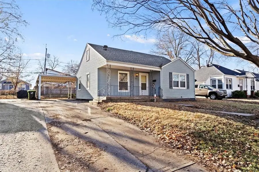 1221 E 25th Avenue, Kansas City, MO 64116 - Image #2