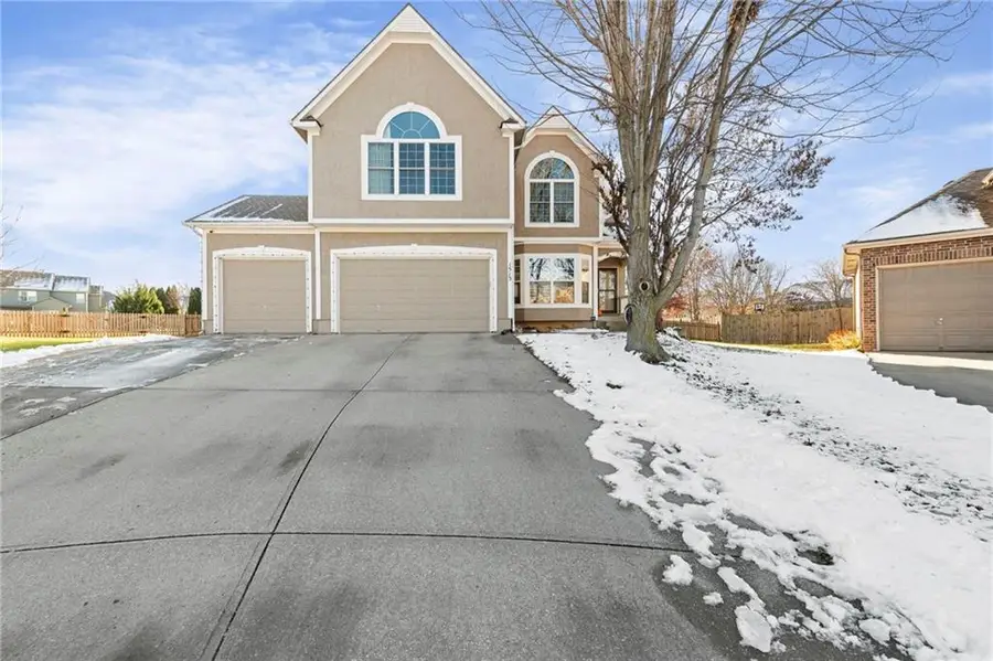 1513 SW Summit Crossing Court, Lees Summit, MO 64081 - Image #2