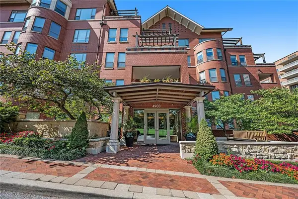 4900 Central Street #101, Kansas City, MO 64112