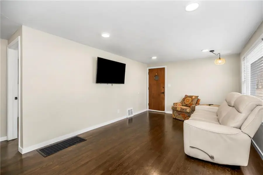 7523 W 64th Terrace, Overland Park, KS 66202 - Image #3