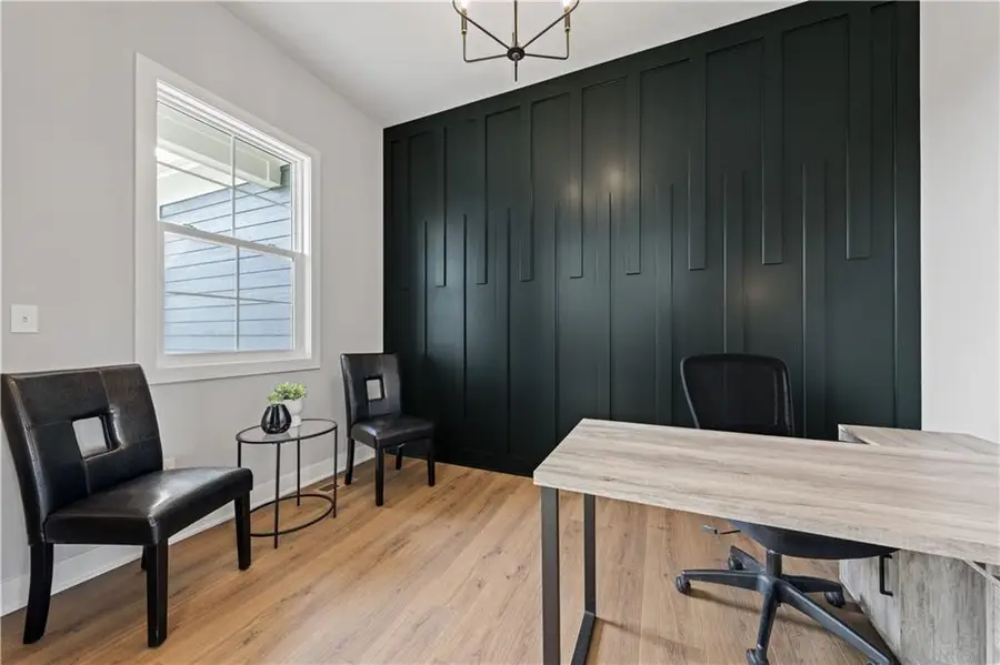 17174 S Heatherwood Street, Olathe, KS 66062 - Image #3