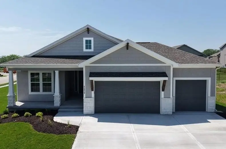 17171 S Laurelwood Street, Olathe, KS 66062 - Image #1