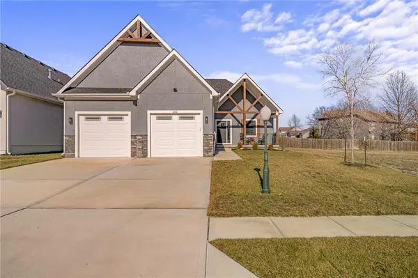 2110 Chateau Place, Raymore, MO 64083