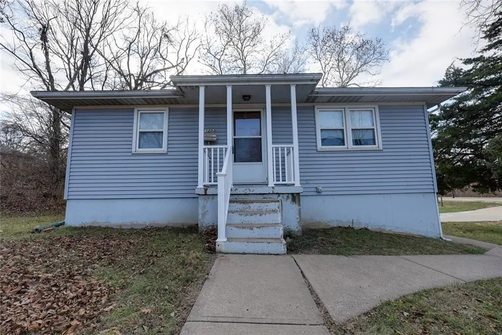 11203 E Putnam Street, Sugar Creek, MO 64054 - Image #1