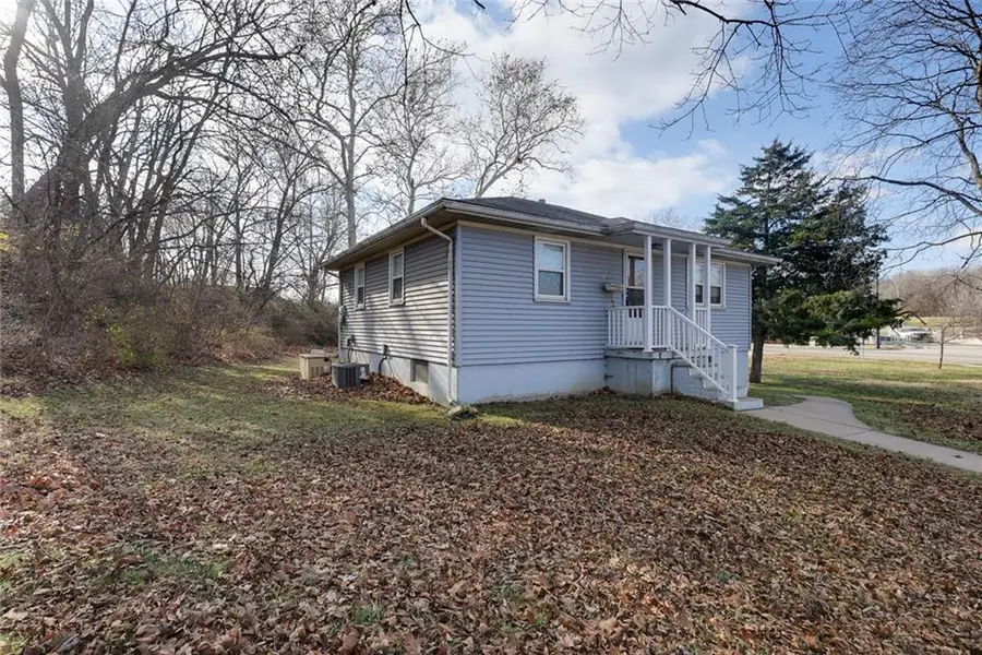 11203 E Putnam Street, Sugar Creek, MO 64054 - Image #2