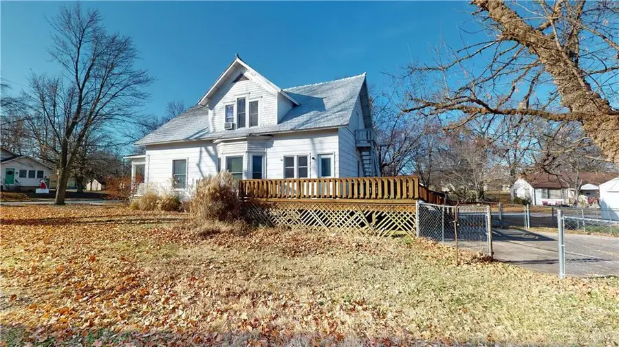 728 W Hunter Street, Nevada, MO 64772 - Image #3